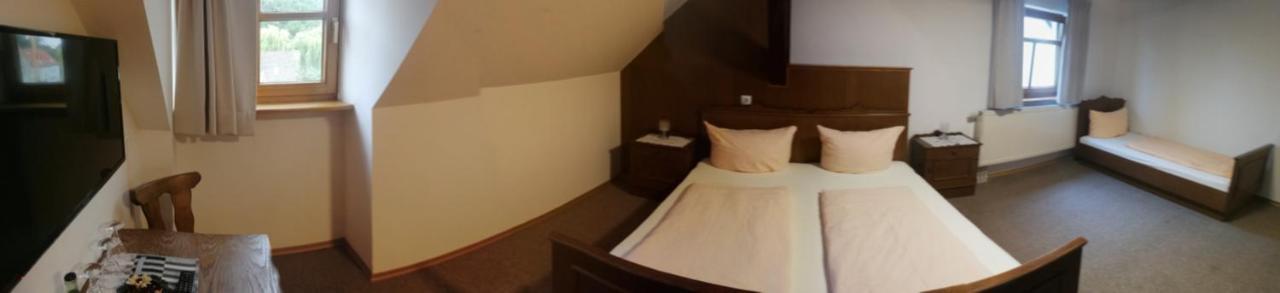 Gaststaette Liebl Hotel Wiesent Bagian luar foto