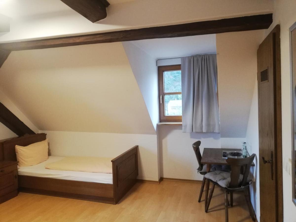 Gaststaette Liebl Hotel Wiesent Bagian luar foto